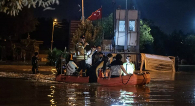 Ливни обрушились на Стамбул: затопило целый район