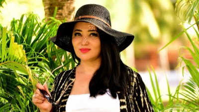 Тогда и сейчас: Гульзира Айдарбекова показала фотографию из детства