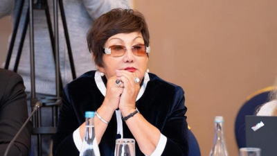 Экс-депутат мажилиса предупредила, что от ее имени действуют мошенники
