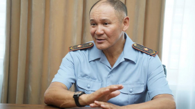 Убийство полицейского, коррупция и нарушения мопедистов: Заппаров рассказал о работе полиции Алматы