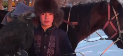 Охота с ловчими птицами: династия беркутчи живет в области Абай