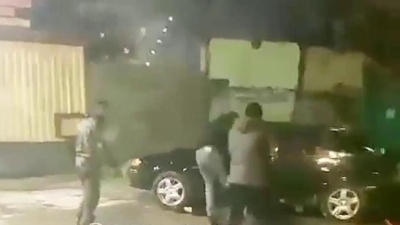 Избиение мужчины на шиномонтажке сняли на видео очевидцы в Астане