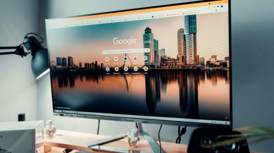 Аналитики объяснили падение Alphabet после проблем с ИИ