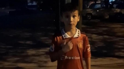 "Они улетают": мальчик обратился к акиму Балхаша и растрогал Казнет (видео)