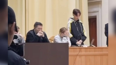 Студентки колледжа получили 10 лет колонии за &laquo;закладки&raquo; мефедрона &ndash; приговор вынесли в здании университета перед 300 учащимися