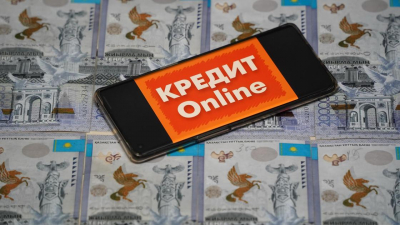 В Казахстане хотят полностью отменить микрокредиты "до зарплаты"