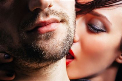 Разожгите огонь страсти: cекс-гороскоп на 3-4 августа для всех знаков зодиака