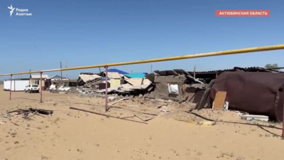 Вагон как временное жильё и улицы словно &laquo;после бомбёжки&raquo;. Последствия паводков в Кумсае