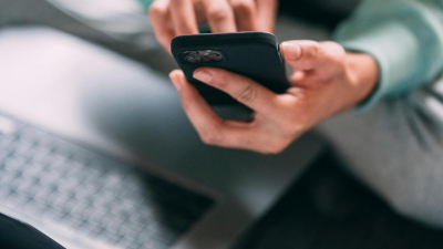 "Обещают прибыль от инвестиций": Нацбанк предупредил об активности мошенников в соцсетях