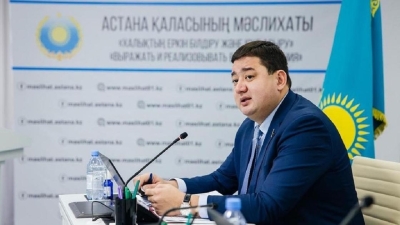 Ерлан Каналимов сохранил за собой пост председателя столичного маслихата