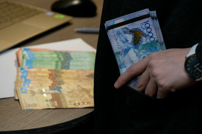 То украли, то злоупотребили