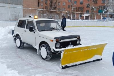 В Усть-Каменогорске жильцы многоэтажки вскладчину купили «Ниву» для уборки двора (ВИДЕО)