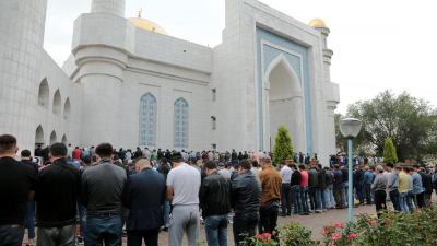 Расписание чтения Курбан айт-намаза опубликовало ДУМК