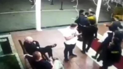 Видео массовой драки с участием депутата стало причиной скандала в Кыргызстане