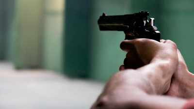 Показал пистолет во время конфликта: водителя с игрушкой задержали в Алматы