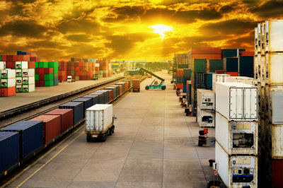 Экспорт из Казахстана в страны ЕАЭС достиг 5,4 миллиарда долларов