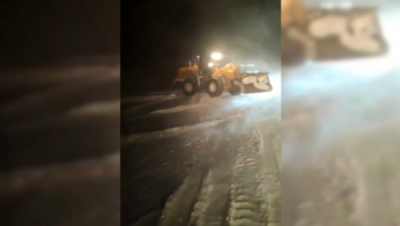 В плену бурана оказались 4 автомобиля в Жетісу