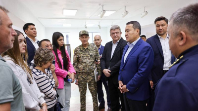 Премьер встретился с семьей пропавшего горняка