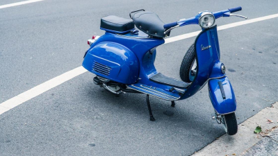 Почему мопедистам не запрещают ездить по тротуарам в Алматы, объяснил Досаев