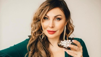 42-летняя звезда сериала &quot;Счастливы вместе&quot; стала мамой