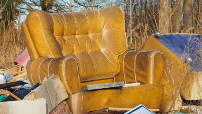 Можно ли выбрасывать мебель на мусорку, рассказали в департаменте экологии Алматы