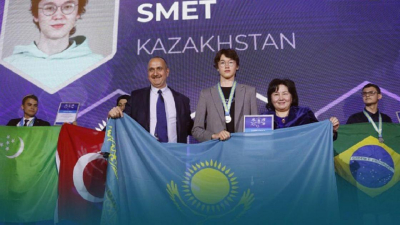 12 казахстанских школьников завоевали медали на Менделеевской олимпиаде в Астане