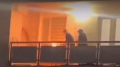 Мужчины жарили шашлык на балконе многоэтажки в Актау (видео)