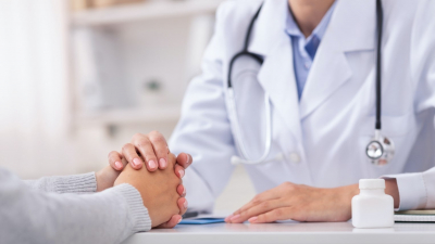 В Минздраве могут запретить выдавать медицинские справки без ОСМС