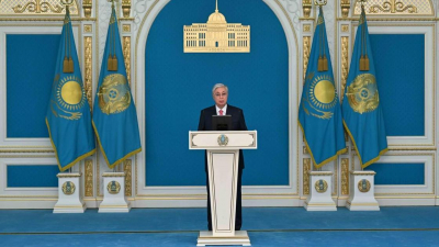 "Вы несете особую ответственность": Токаев поздравил казахстанских журналистов