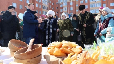 Костанайцы организовали празднование Наурыза в своих дворах
