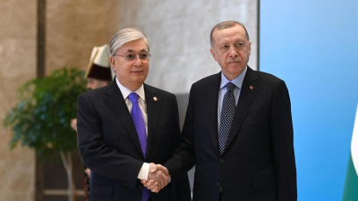 Токаев поздравил Эрдогана с победой на президентских выборах