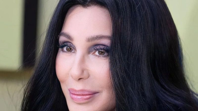 Певицу Шер обвиняют в найме людей для похищения сына от его жены