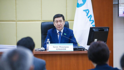 Ерлан Кошанов: Все предвыборные обещания партии должны быть исполнены