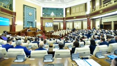 "Придется принимать непопулярные, но эффективные решения": Токаев о развитии экономики