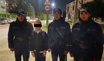 Гвардейцы вернули пропавшего ребенка родителям