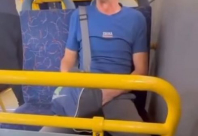 Мастурбировал в автобусе Алматы: мужчину ищет полиция (ВИДЕО)