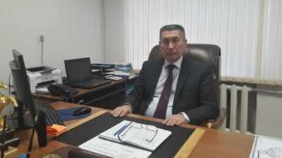 "Я попросил, мне его дали, но я заплатил": замакима из ЗКО угодил в скандал из-за барана