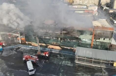 Пожар в торговом доме в Семее потушен