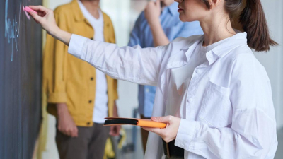 Ученики 10-11 классов в ВКО смогут одновременно учиться еще и в колледже