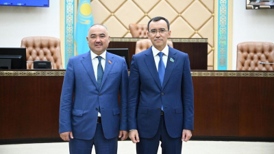 Ашимбаев встретился с председателем Жогорку Кенеша Кыргызстана