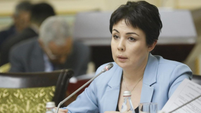 Аружан Саин рассказала о полученных от Токаева цветах и благодарственном письме