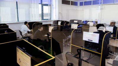 Шалость не удалась: на какие уловки идут казахстанцы на экзамене в спеццонах