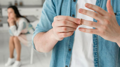 Могут ли упростить процедуру разводов в Казахстане, рассказал глава Минцифры