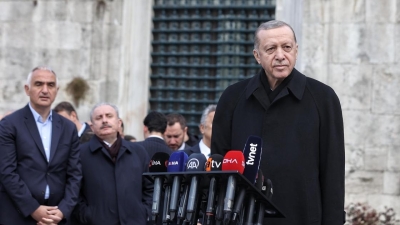 Эрдоган почувствовал себя плохо в прямом эфире и прервал интервью (видео)