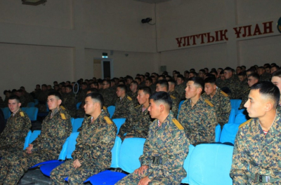 От армии к учебе: Солдаты Жанаозена получили государственные гранты