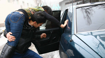 Стали известны подробности похищения девушки в Шымкенте