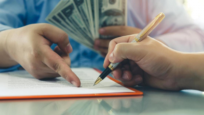 Может ли банк изменить условия кредита из-за инфляции в Казахстане