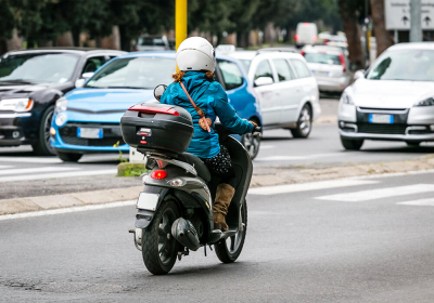 Мопеды отнесут к транспортным средствам и обяжут регистрировать