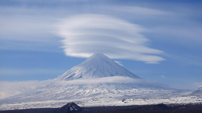 Извержение самого высокого вулкана в Евразии началось на Камчатке