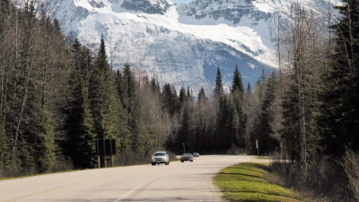 На возмущения алматинцев по поводу платного входа в предгорье Алатау ответили в Минэкологии